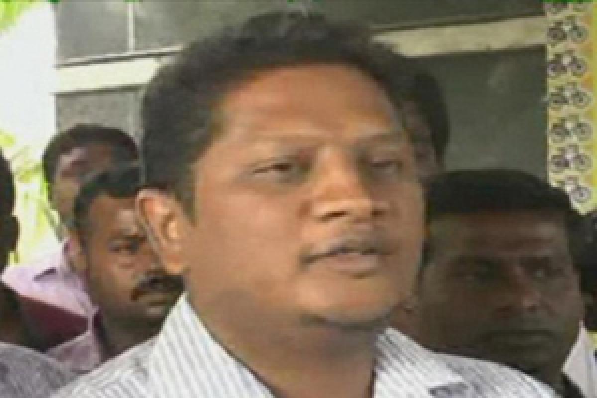 Chittoor Mayor Katari murder Accused Chintu surrenders before police
