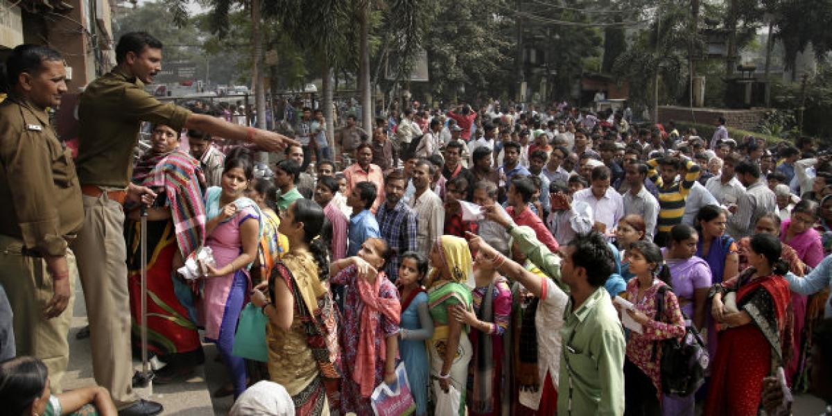 Demonetisation impact: Man commits suicide, another collapses and dies in Kerala