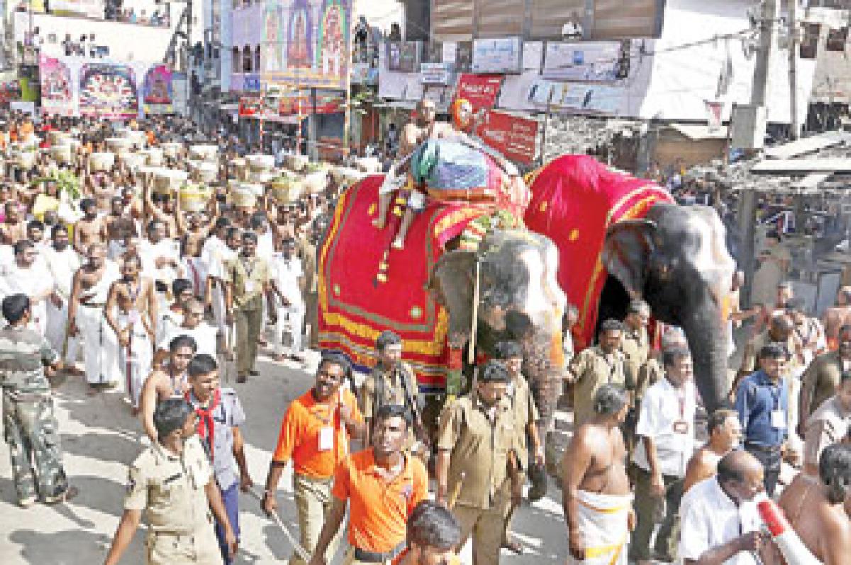 Panchami Theertham marks conclusion of  9-day Karthika Brahmotsavam fete