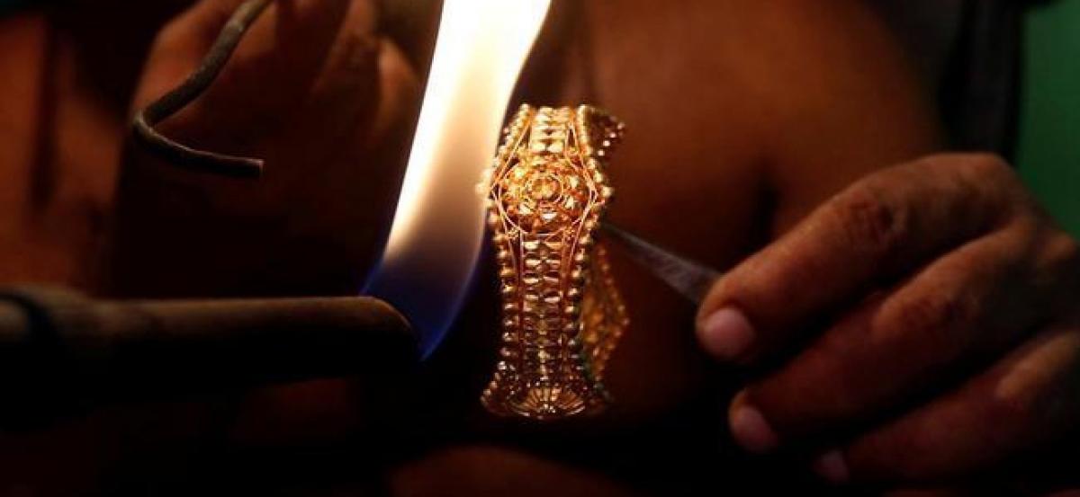 India gold imports to plunge in festive months after pre-GST purchases