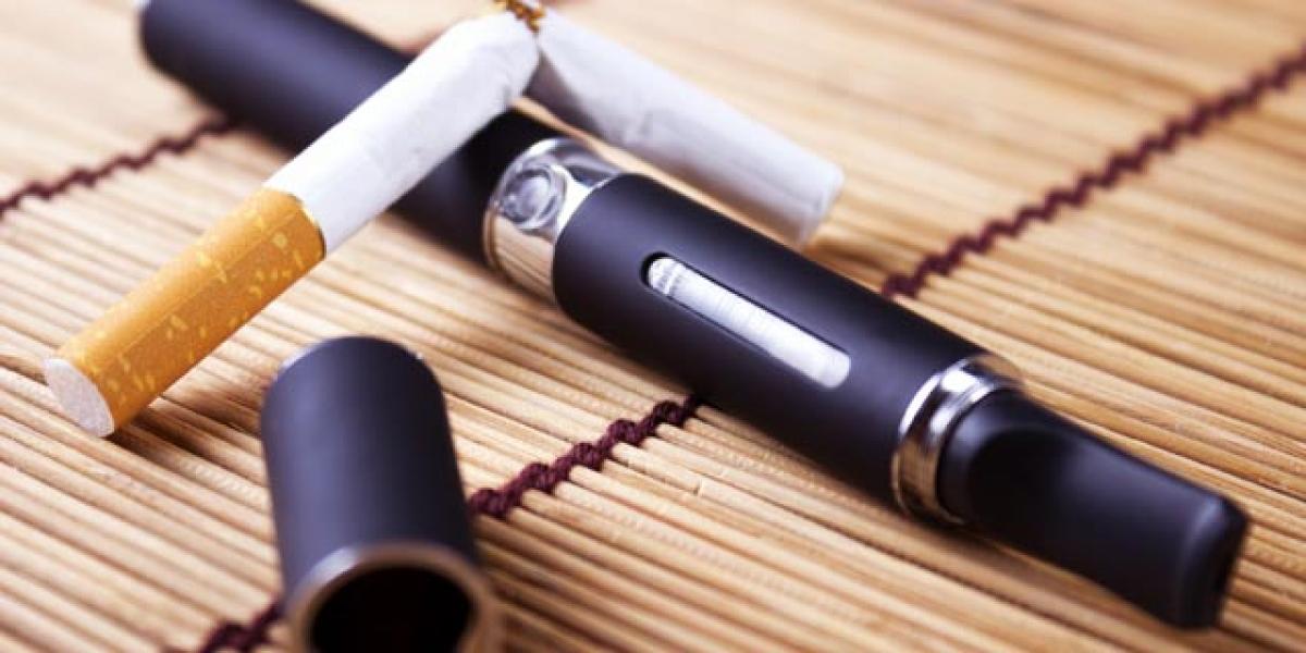 Benefits of e-cigarettes outweigh risks