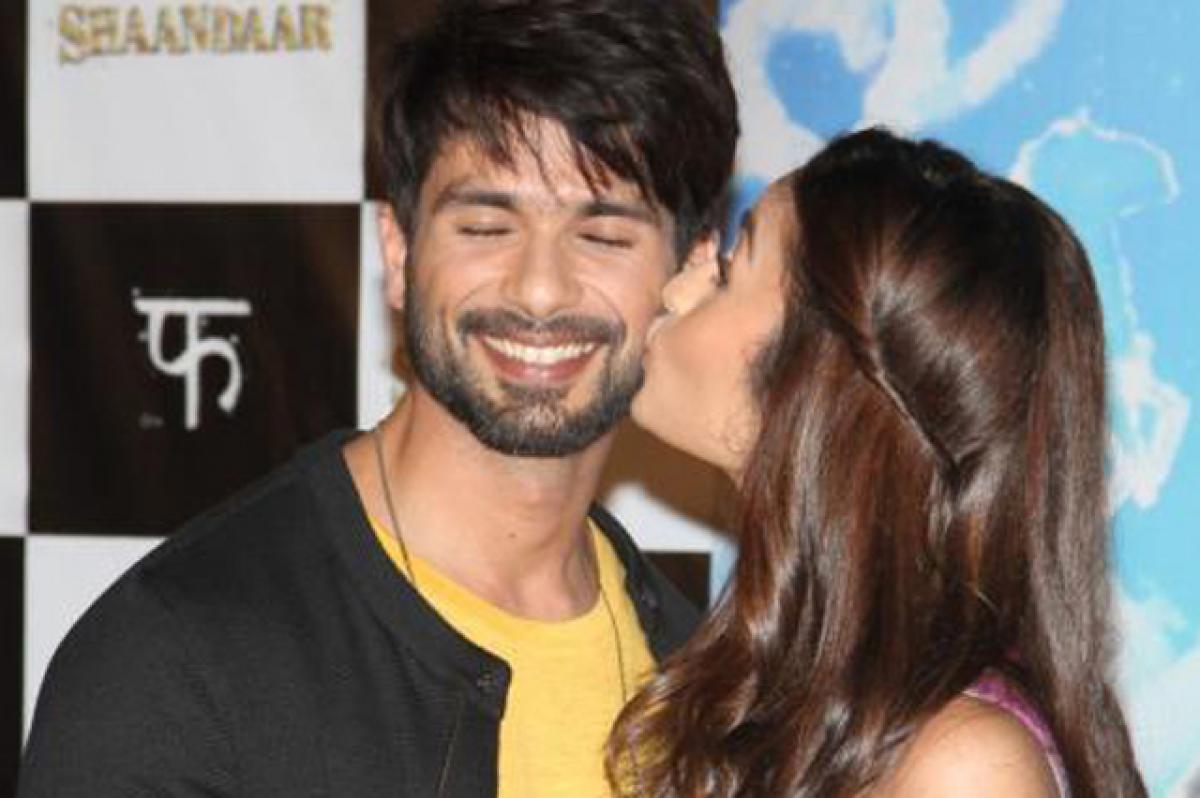 Alia cried after reading Udta Punjab script: Shahid