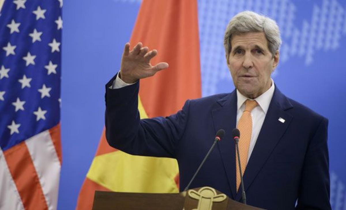 Kerry calls India a beacon for the World