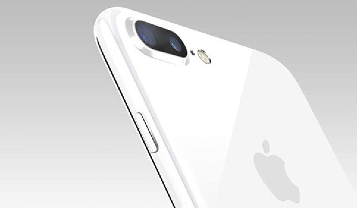 Apple may freshen up its iPhone 7 lineup with a shiny new Jet White color