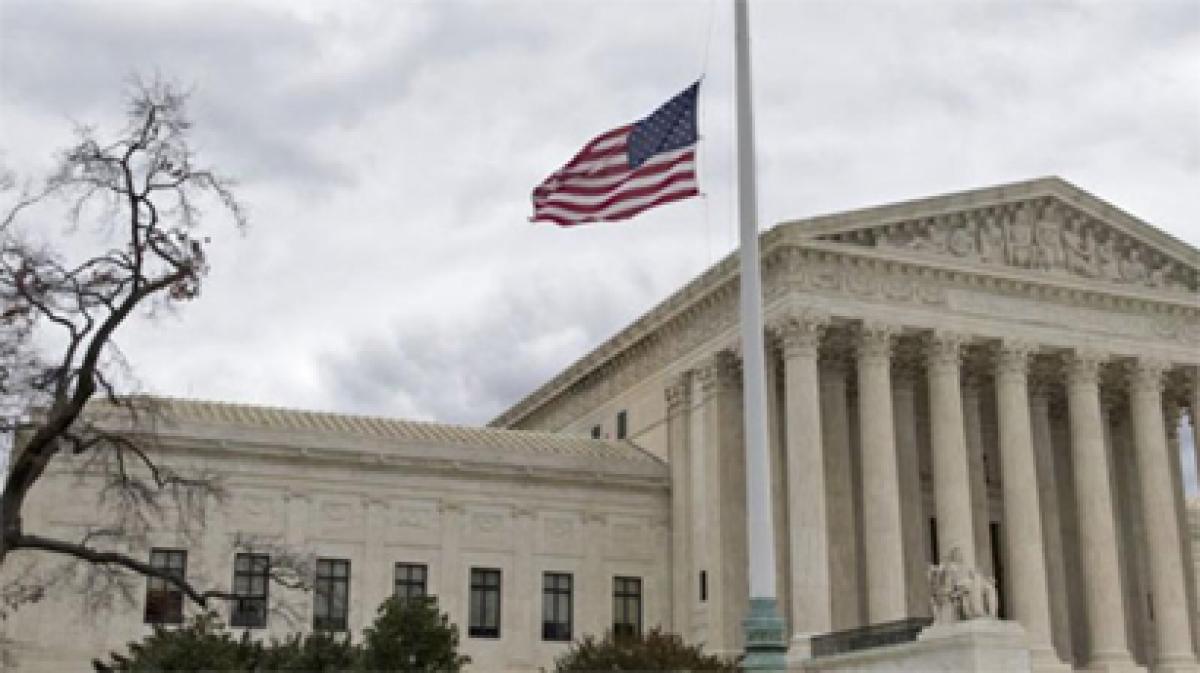 Supreme Court temporarily blocks Louisiana abortion law