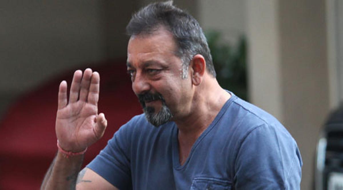 Dont expect me to shake a leg with Alia Bhatt at this age: Sanjay Dutt