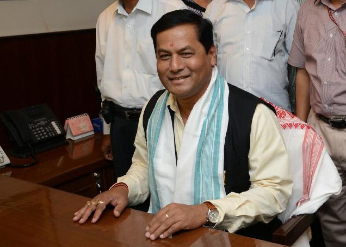 Public meeting dais collapses in Guwahati: Union Sports Minister Sarbananda Sonowal, 15 others hurt