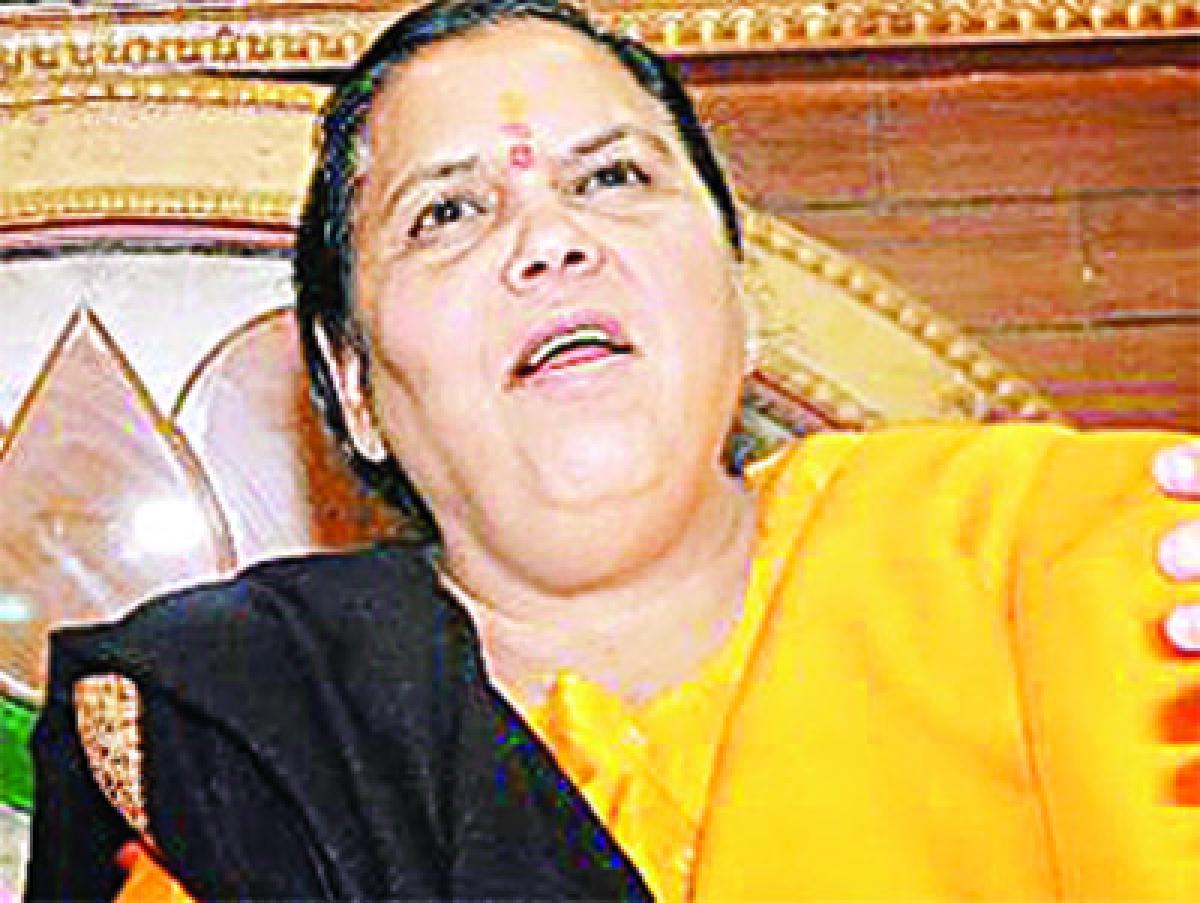 Uma Bharti assures Polavaram oustees of fair compensation