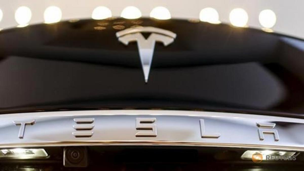 Germany refused investigating software updates of Tesla
