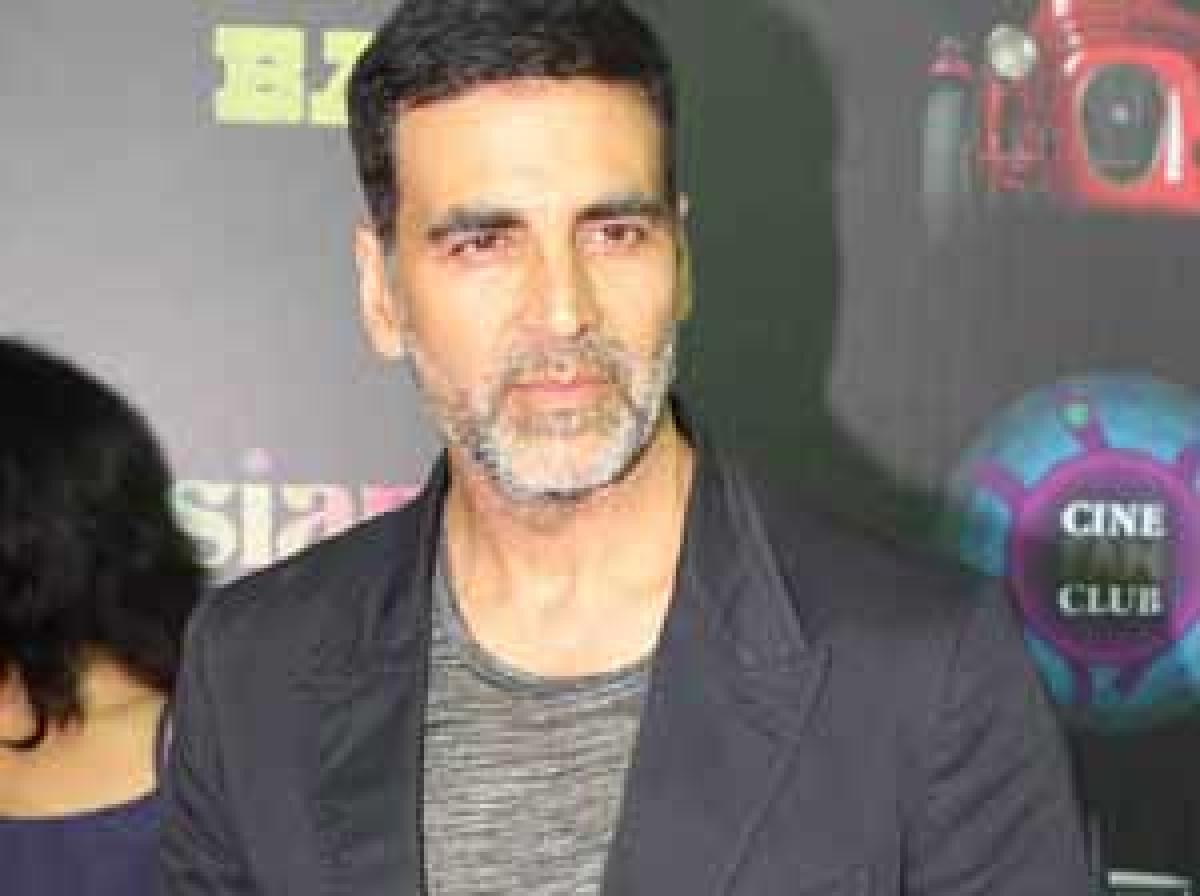 Akki to flaunt new avatar in Rustom