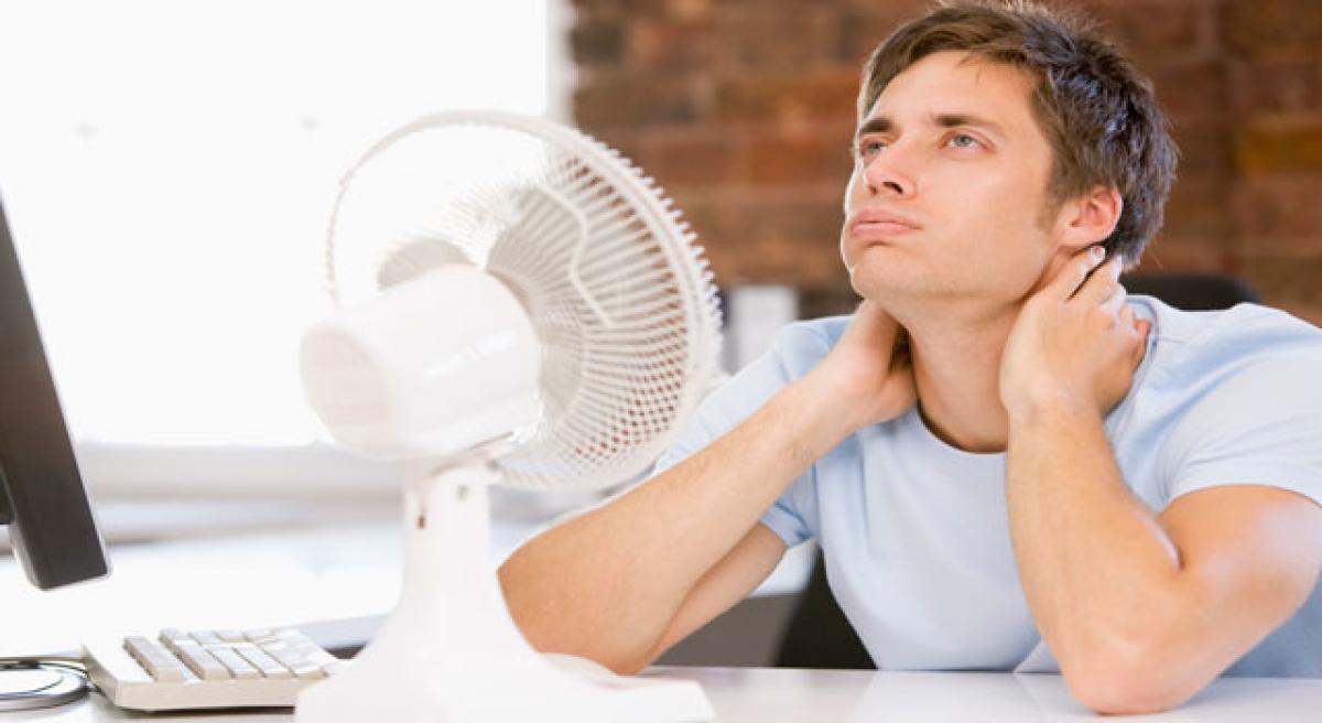 Sweltering heat makes people moody and unhelpful