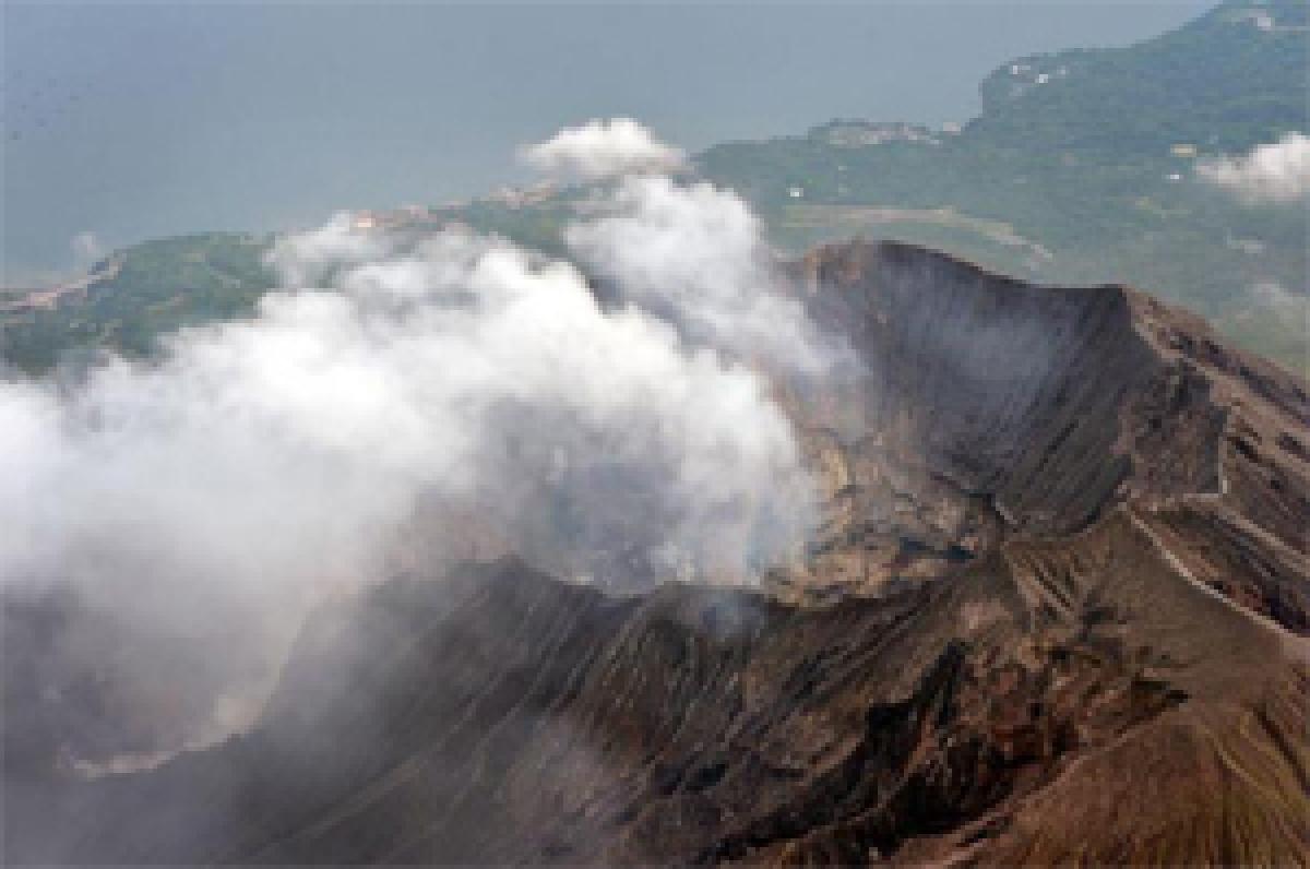 Evacuation order lifted for Japan volcano