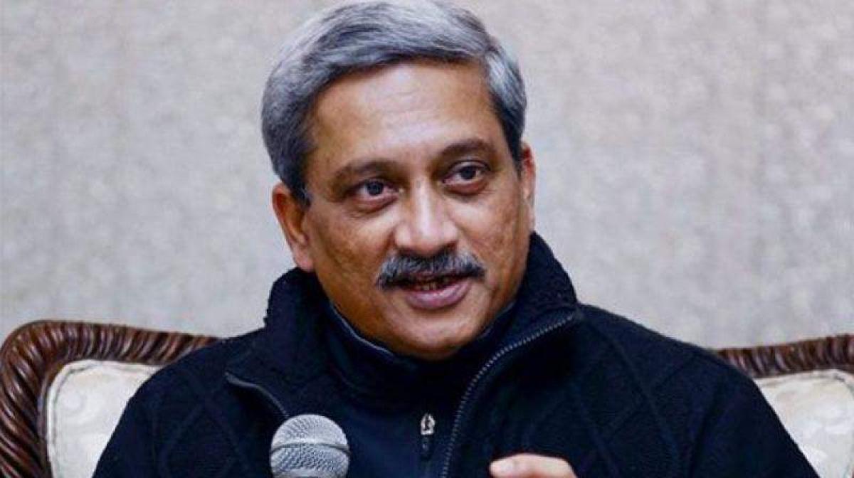 Goa battle in Supreme Court, Congress challenges Manohar Parrikar as CM