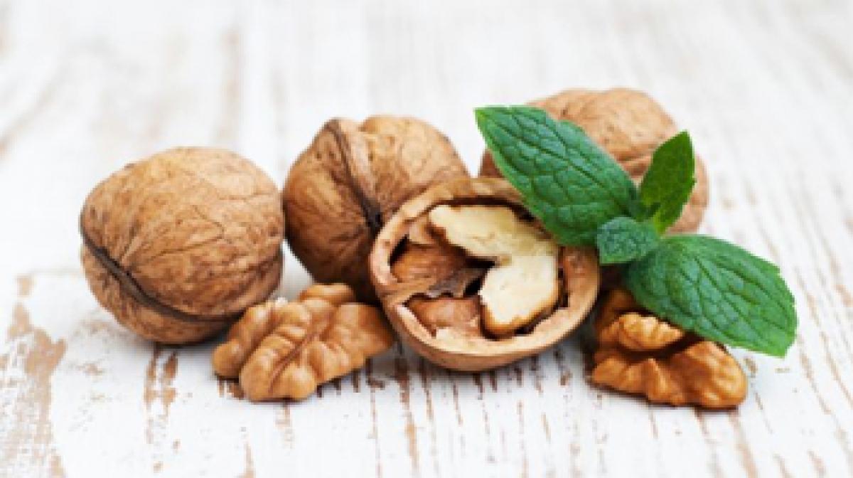 Walnuts can help us stay healthy as we age