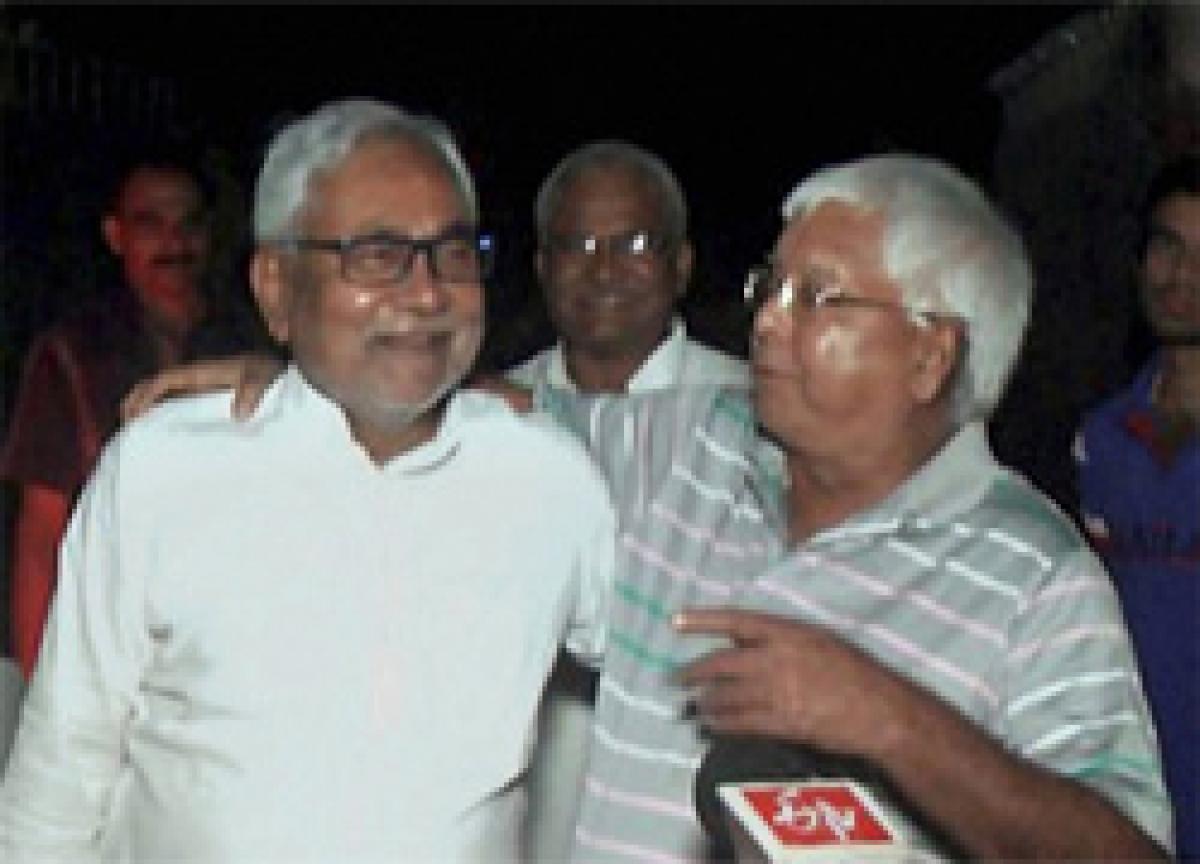 Mass voting as critical Bihar battle under way