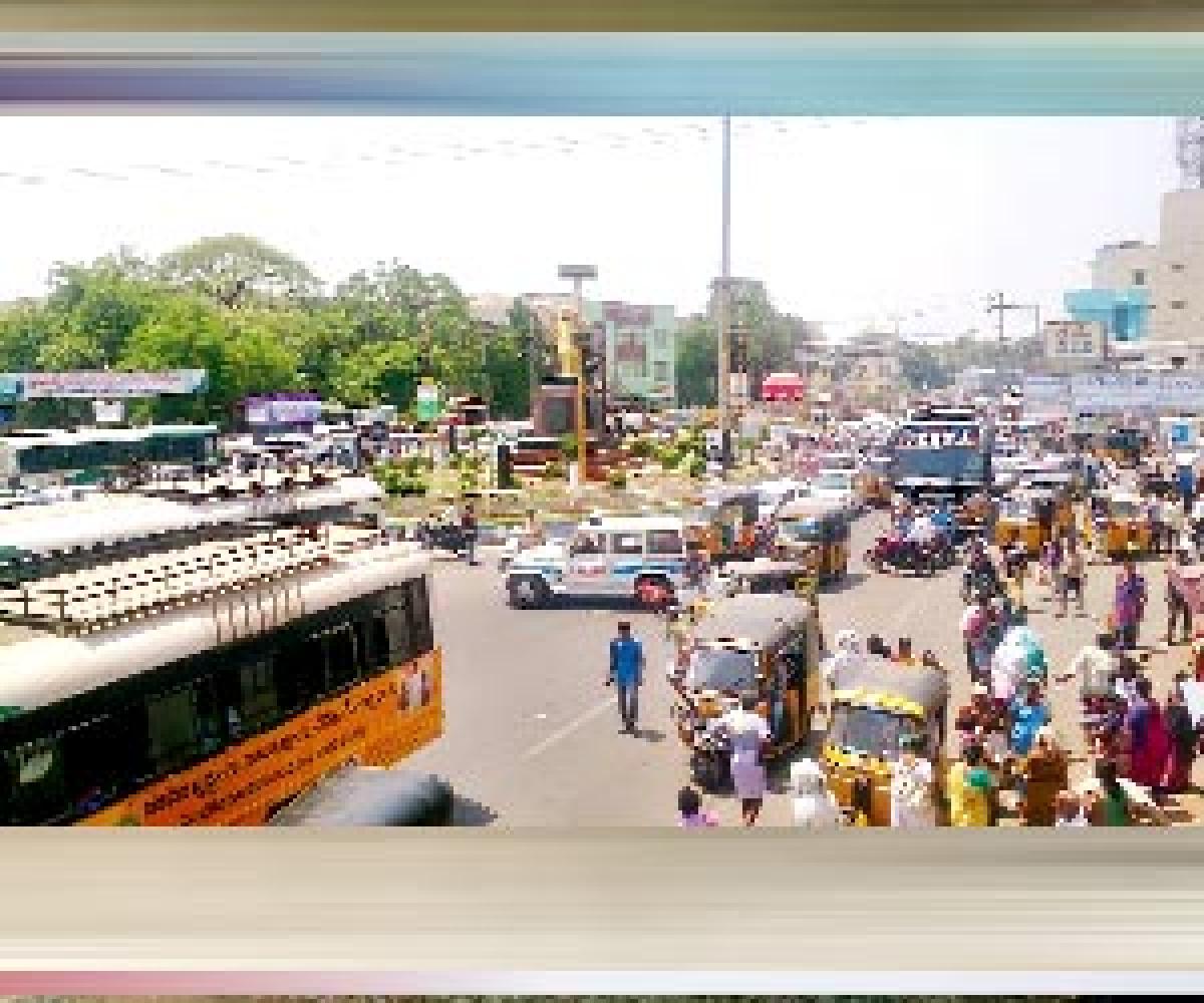 Traffic jams on city roads, a daily affair