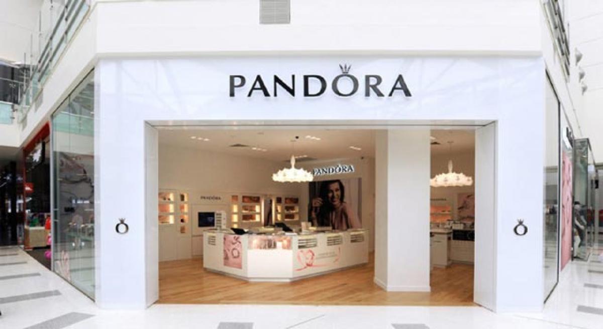 Pandora opens first store in India