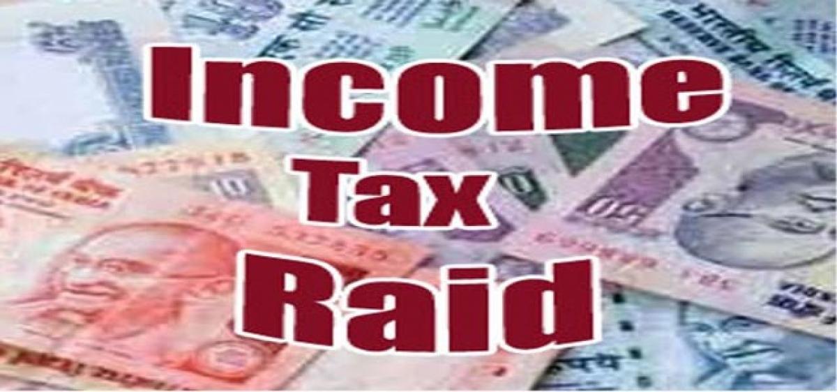 I-T raids hospitals, gold shops