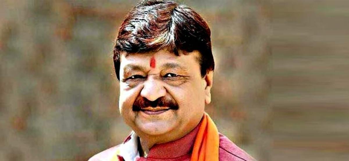 SP-Cong pact in UP an alliance of looters: Vijayvargiya