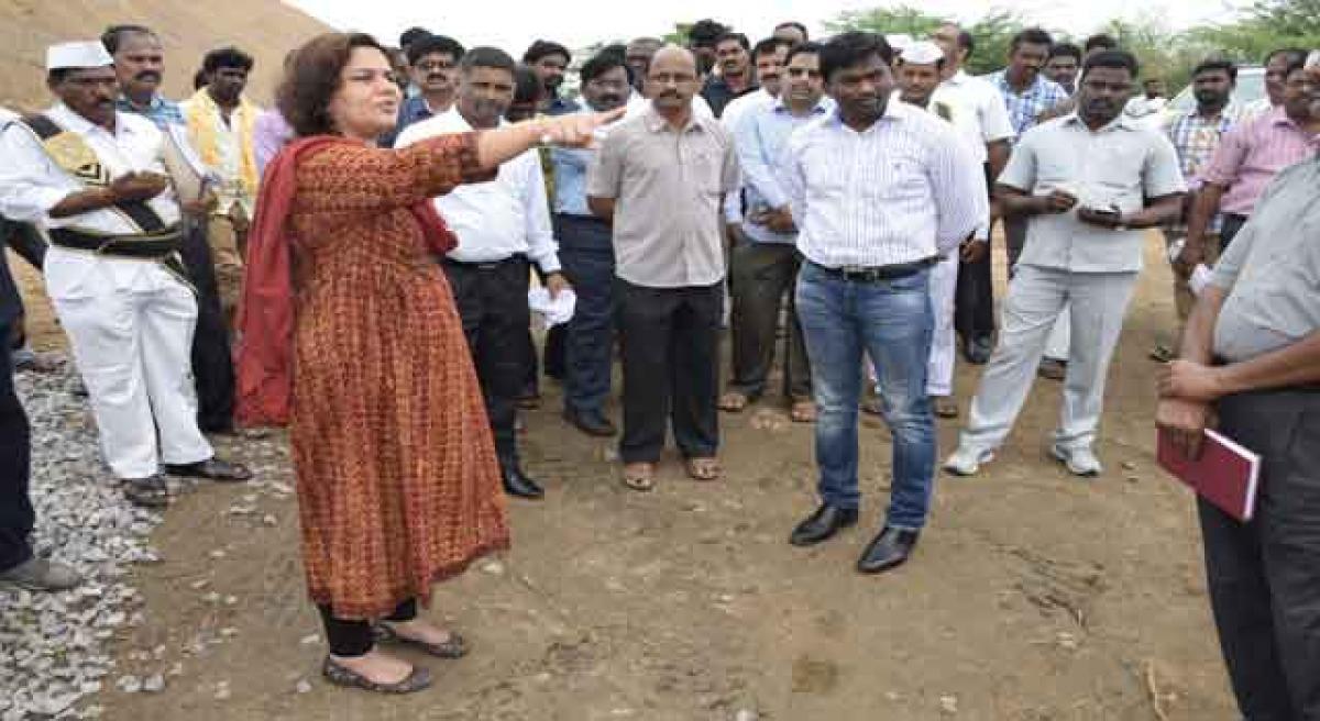 Collectors inspect Pushkaram works