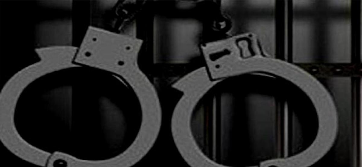 Woman constable assualted; one arrested