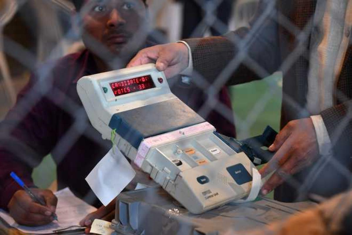 EC to hold live demo of EVMs, VVPATs today