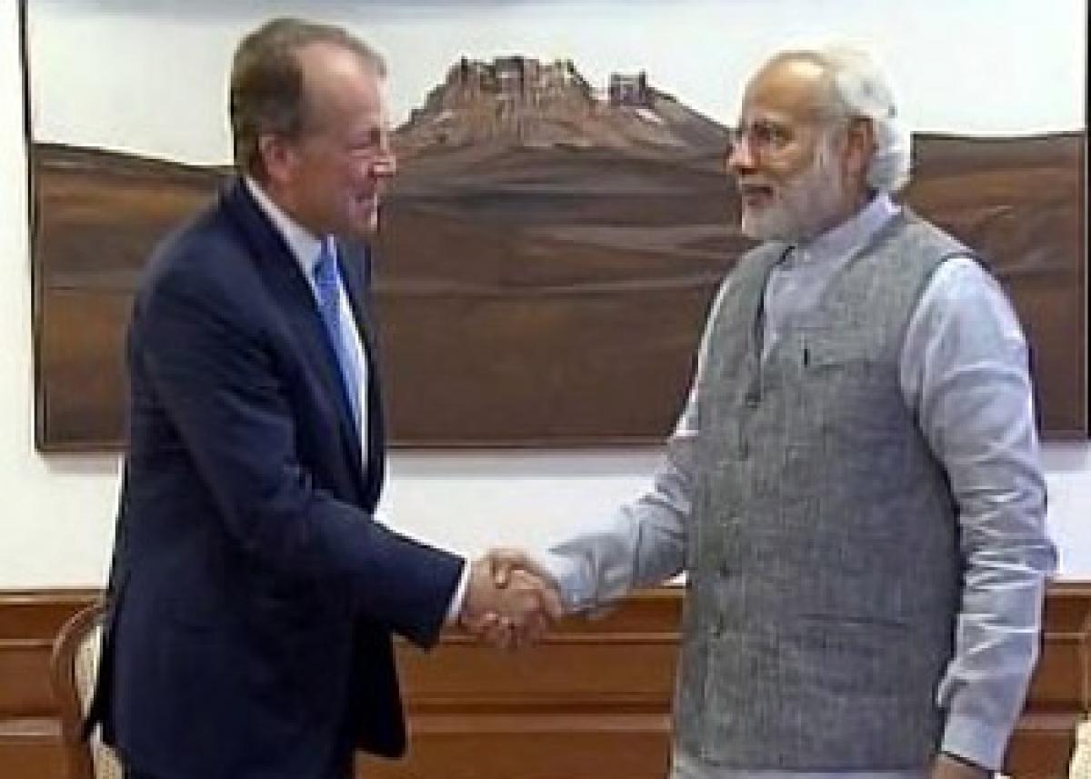 CISCO Chairman calls on PM Modi, discuss Make in India