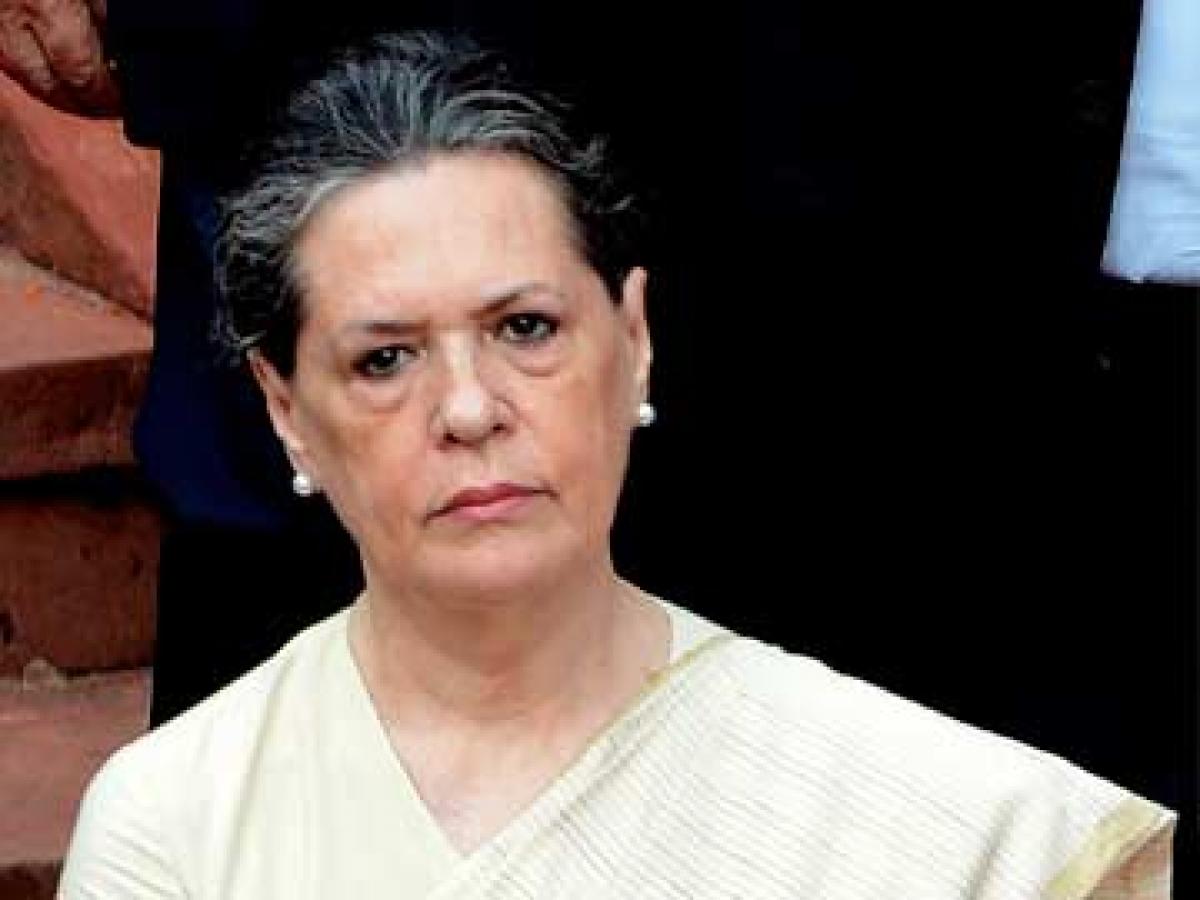 AP Congress leaders to submit memorandum for special status to Sonia Gandhi