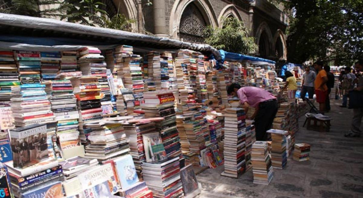 To footpath book vendors