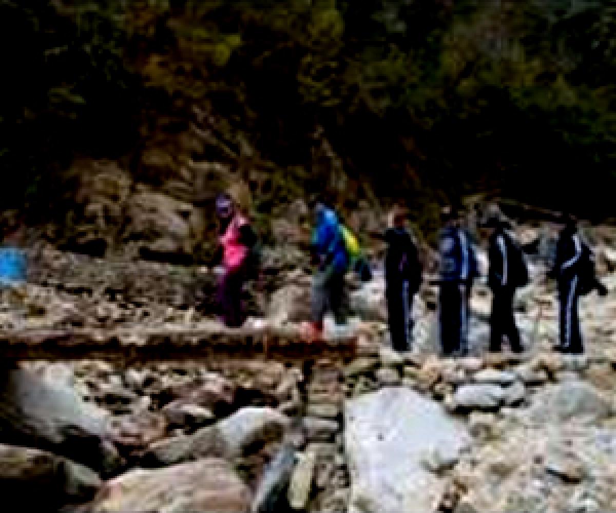 Women naval officers undertake trek to Pindari glacier