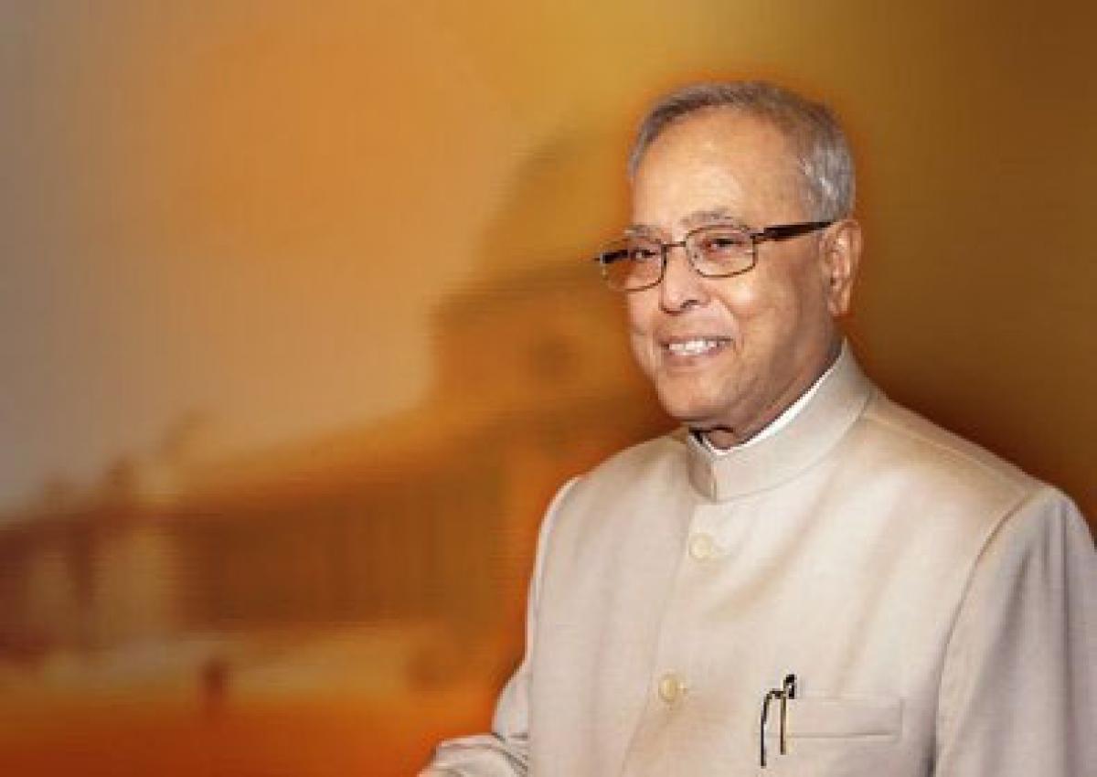 President Mukherjee extends Independence Day greetings to Kiribati