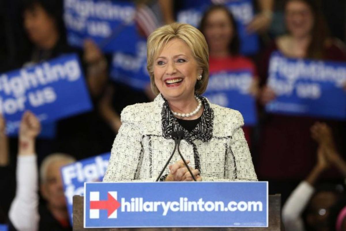 Hillary Clinton wins South Carolina primary