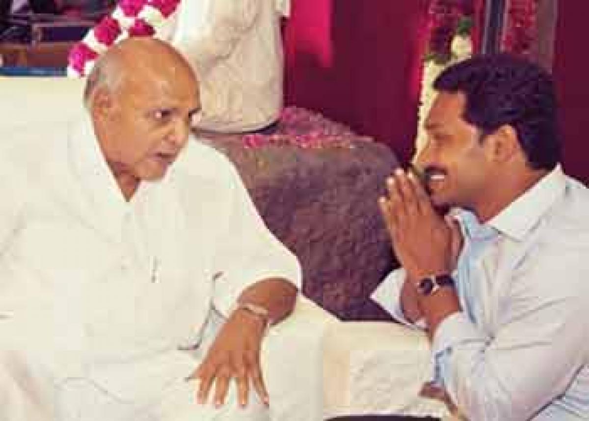 YS Jagan meets Ramoji Rao?