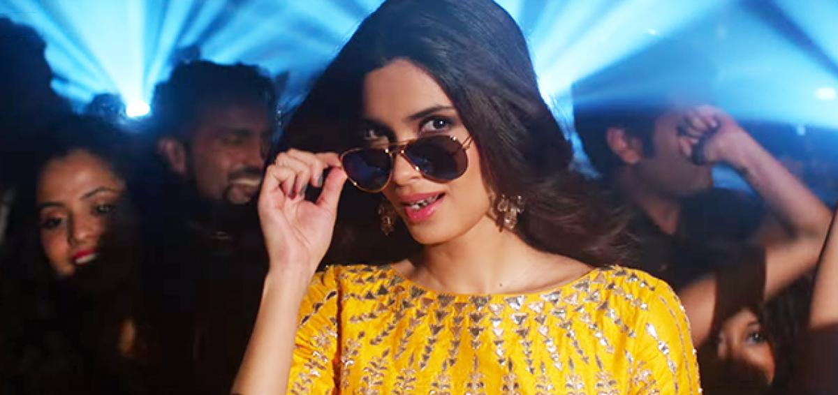 Diana Penty grooves to chartbuster ‘Gabru Ready To Mingle Hai’ from Happy Bhag Jayegi!