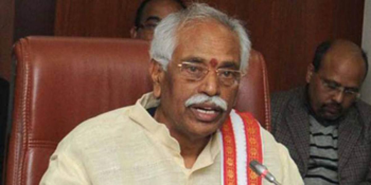 Dattatreya to take action against Congress MP over defamation