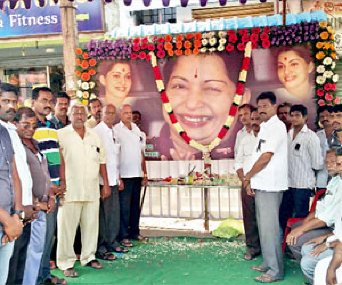 Floral tributes paid to Jayalalithaa
