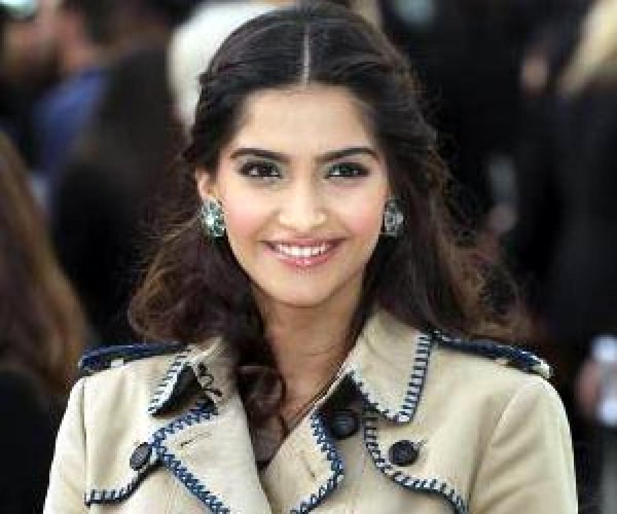 Sibling love: Sonam shares pic with bro Harshvardhan Kapoor