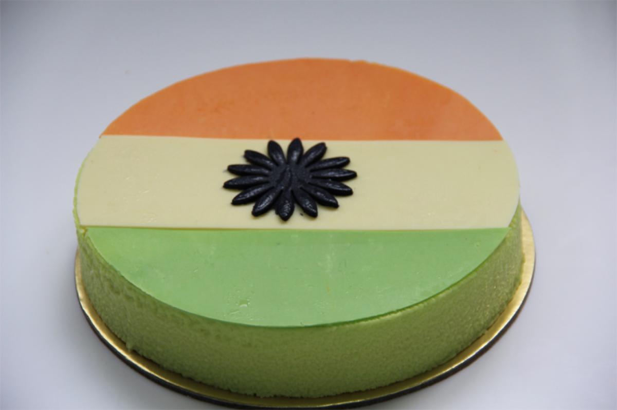 Gorge on Tiranga Paneer Tikkas, tricolour pizzas this Independence Day