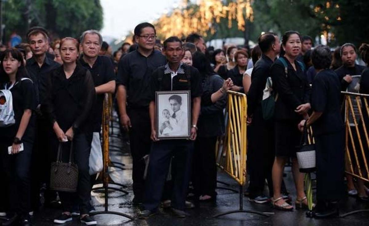 Death of Thai King will not affect plans to hold general elections in 2017