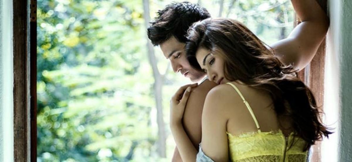 First look of Sushant-Kritis Raabta unveiled