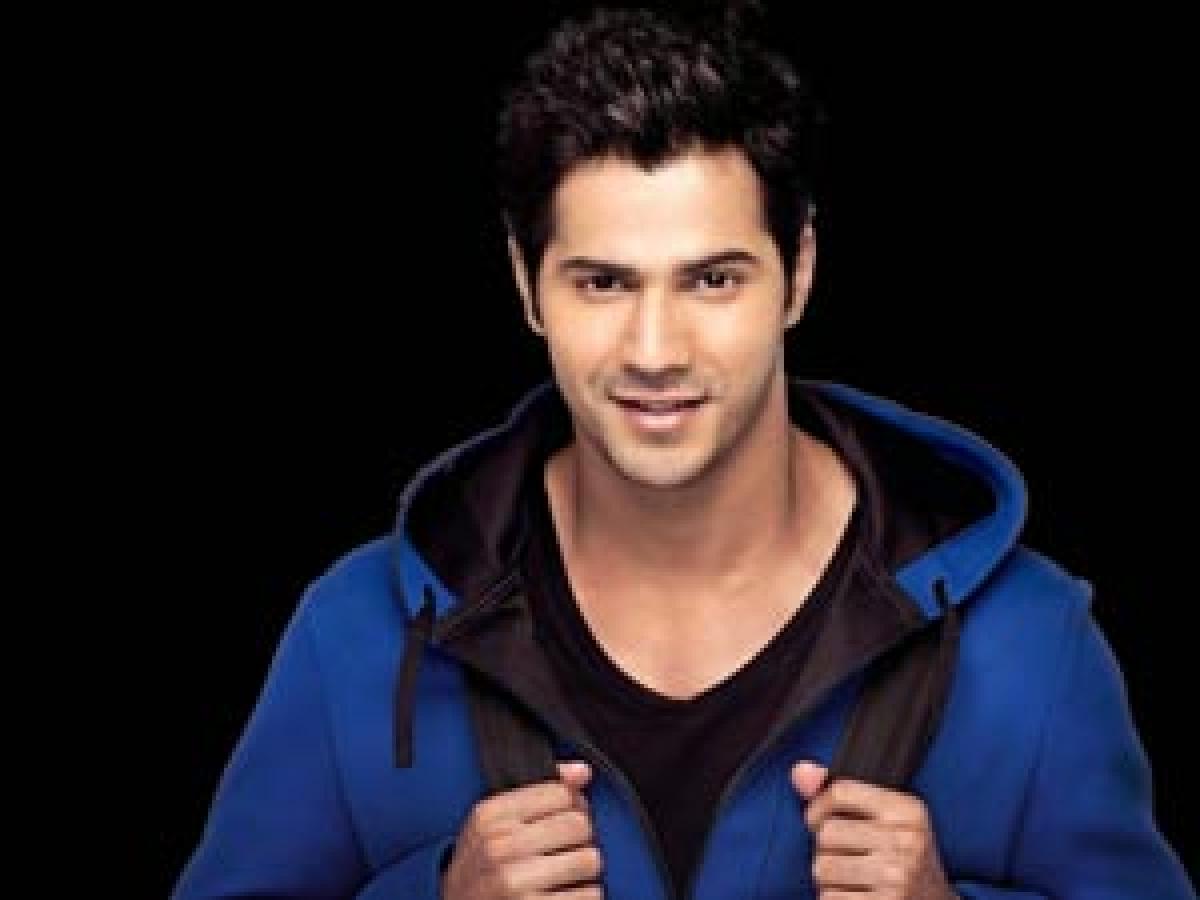 Varun wants to be as fit as Akshay