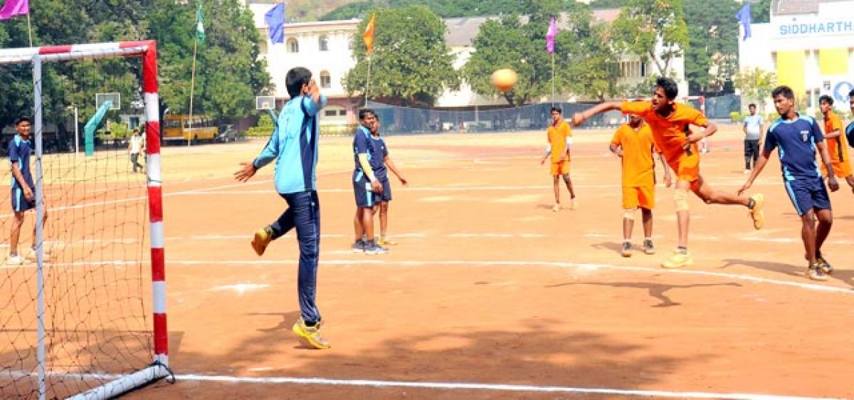 SRR&CVR college wins university handball championship