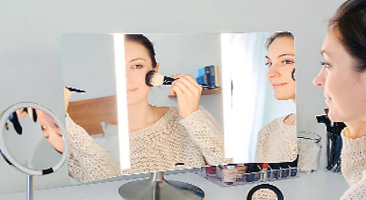 Smartest makeup mirror in town