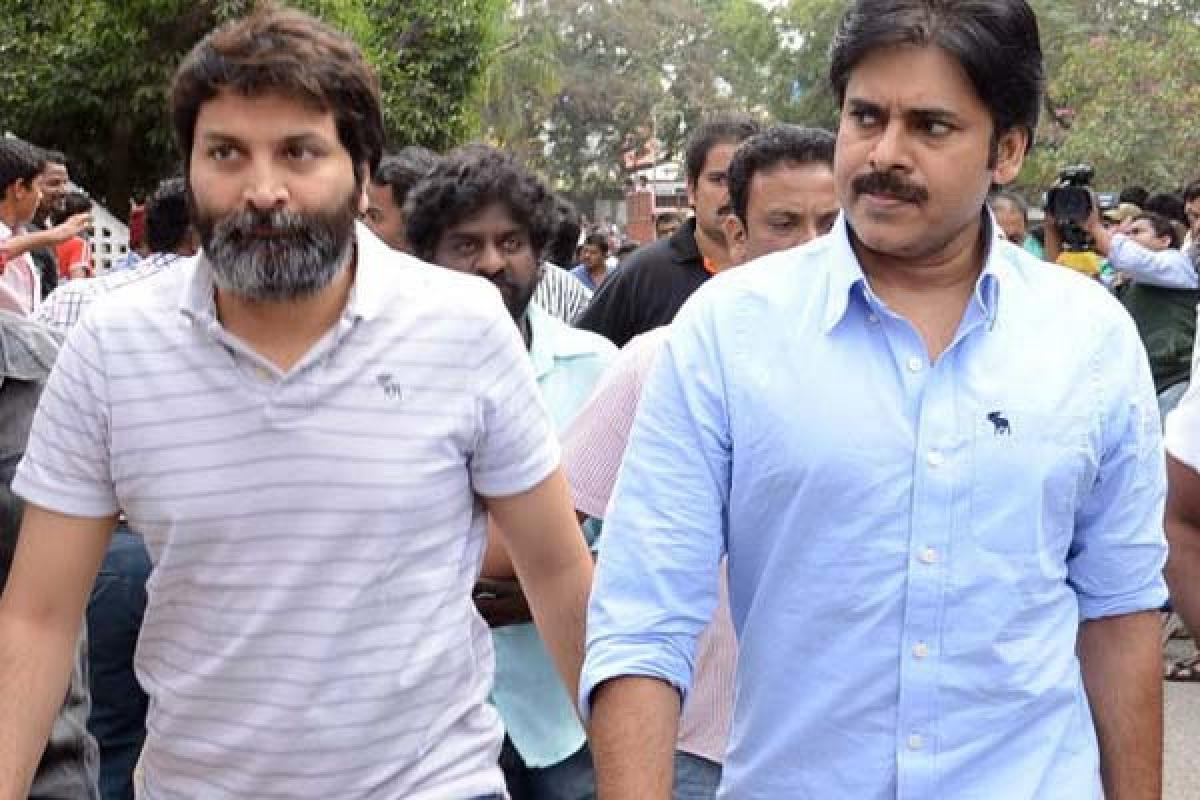 Post Katamarayudu, Pawan Kalyan moves to Trivikrams next