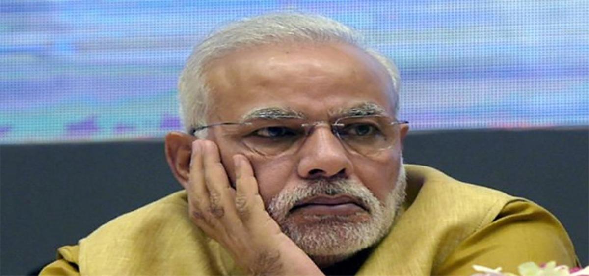 PM Narendra Modi Unhappy with top secretraies presentation