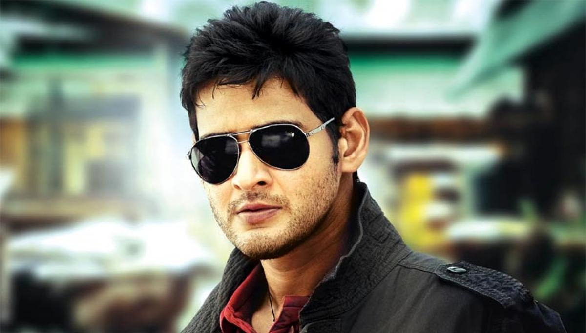 Mahesh trying to impress a Bollywood beauty?