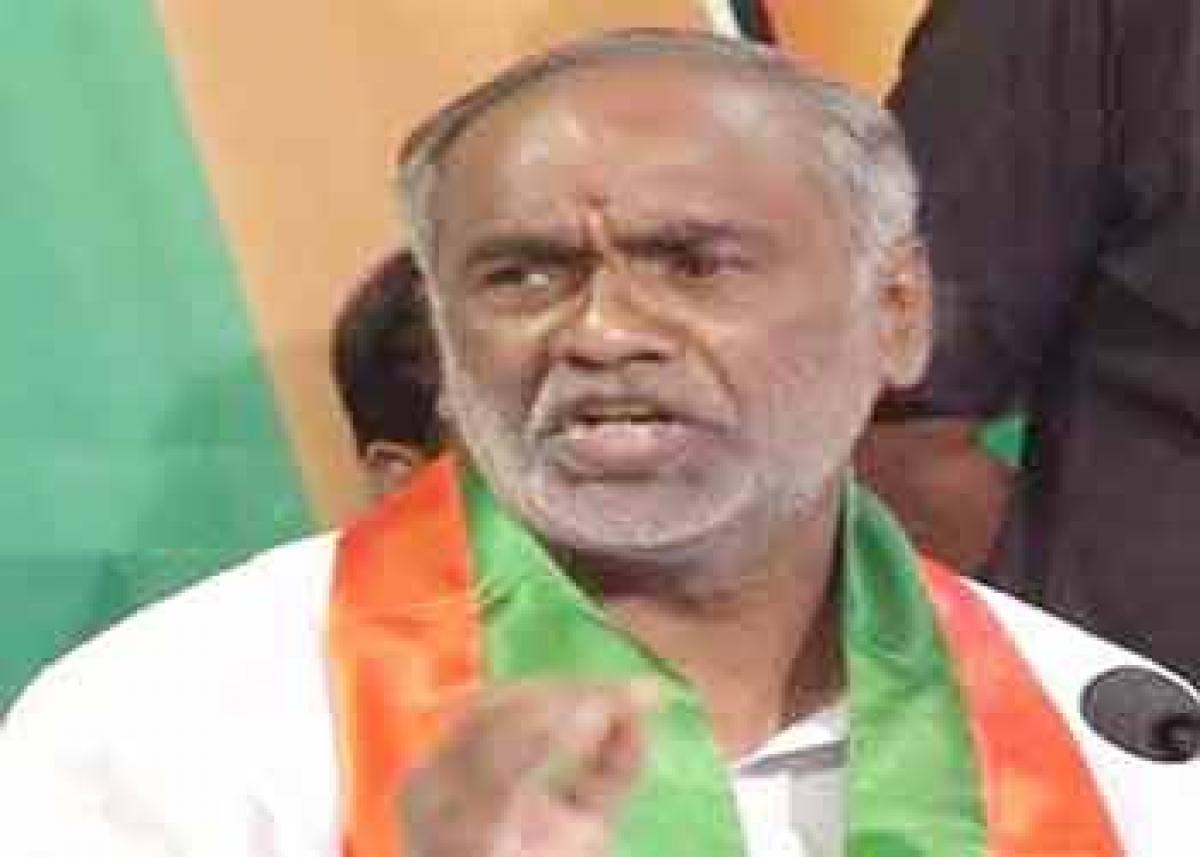 TRS scared of defeat in GHMC polls: BJP