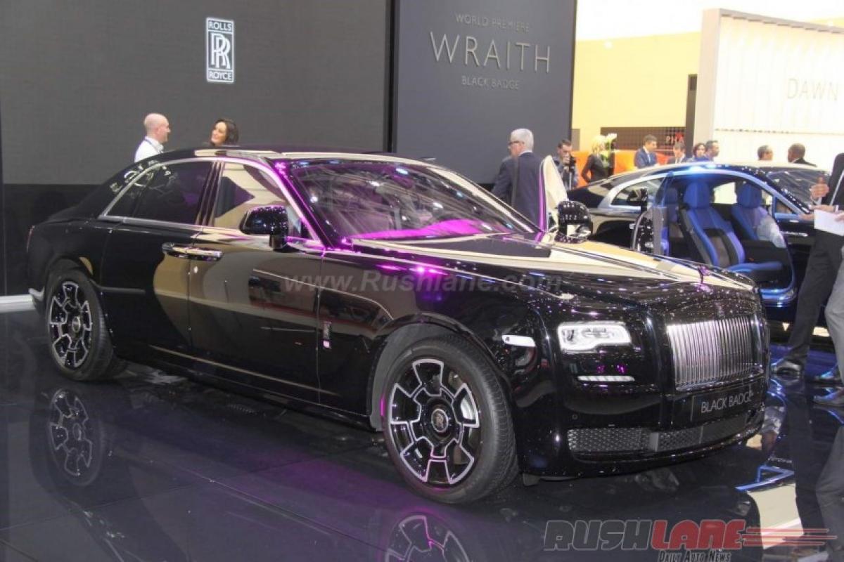 Geneva Motor Show 2016: Rolls Royce Ghost and Wraith Black Badge Editions features