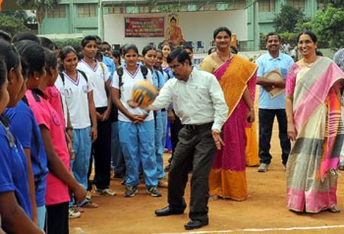 Inter college volleyball tourney at KU