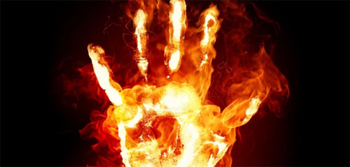 Koti who tried self-immolation for Special Status cause dies